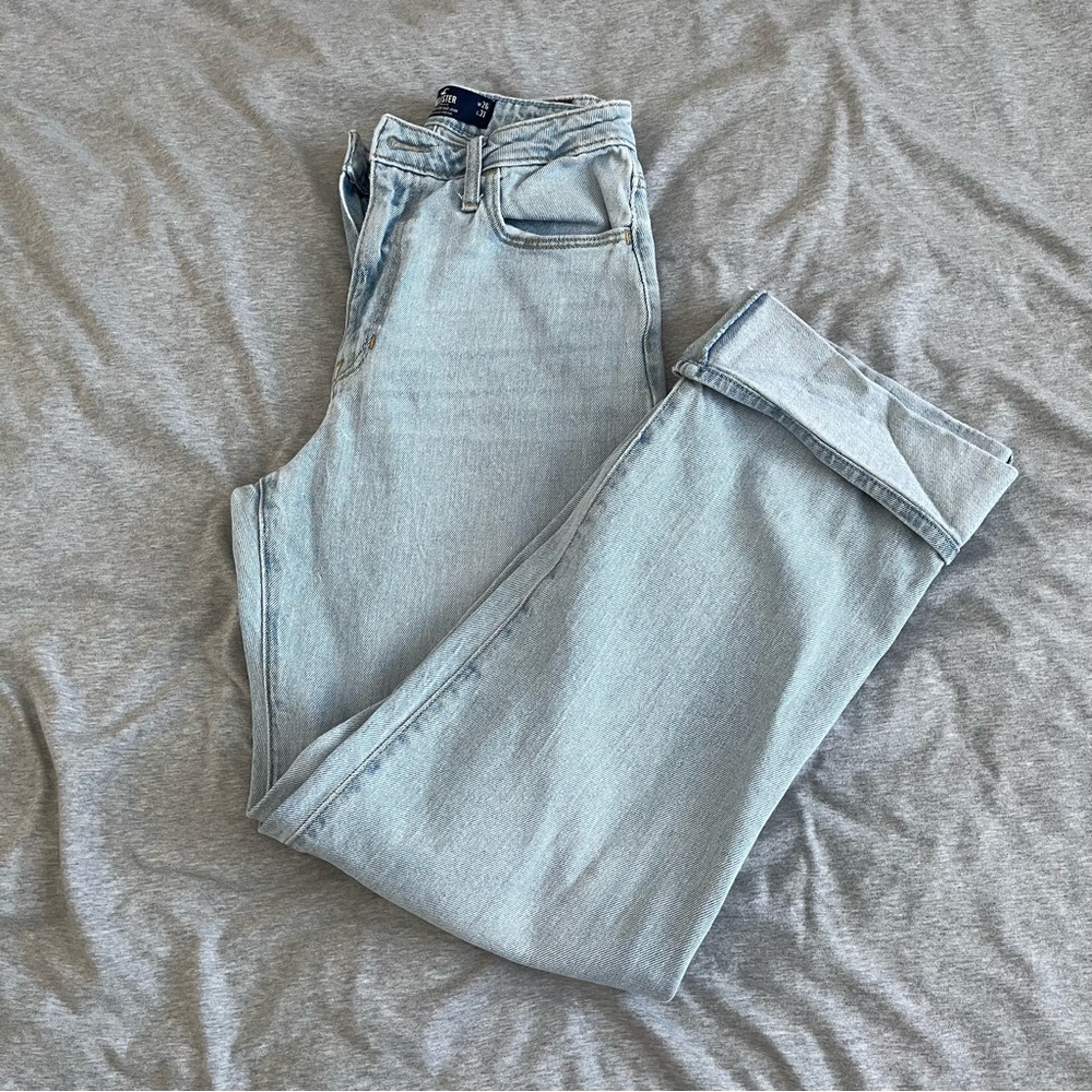 hollister ultra high rise dad jean